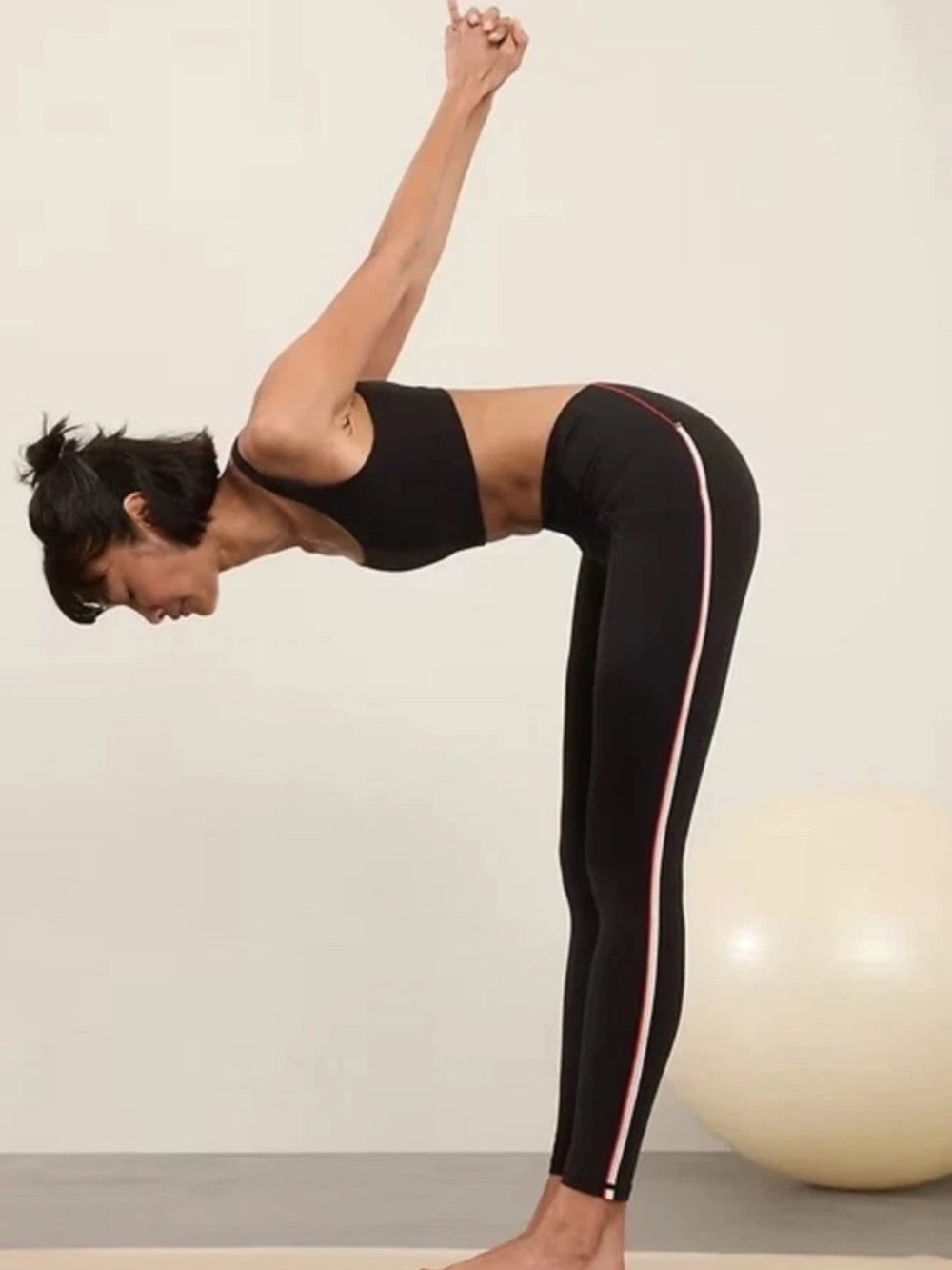 Athleta Salutation stash tipped legging - Picture 2 of 8
